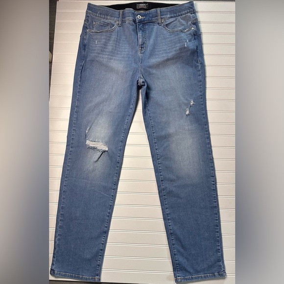 Torrid Bombshell Straight leg Jeans Size 20XT Premium Stretch Light Blue - Picture 1 of 11